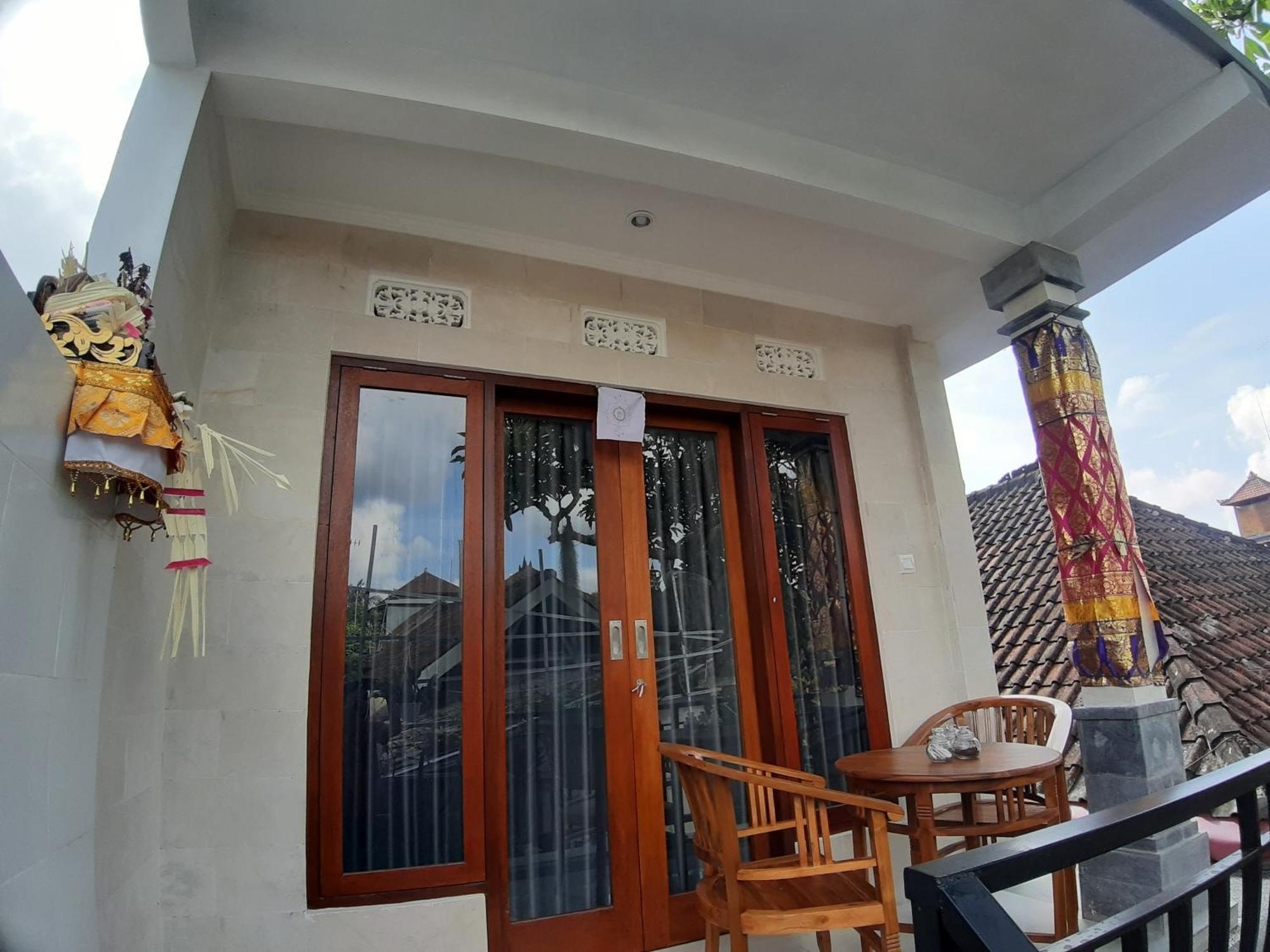 Patra House Apartamento Ubud Exterior foto